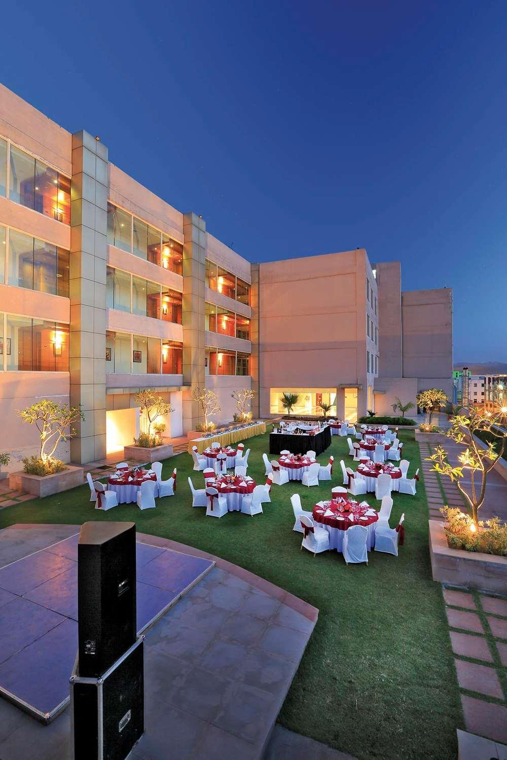 Yashail Hotel Haridwār Exteriör bild